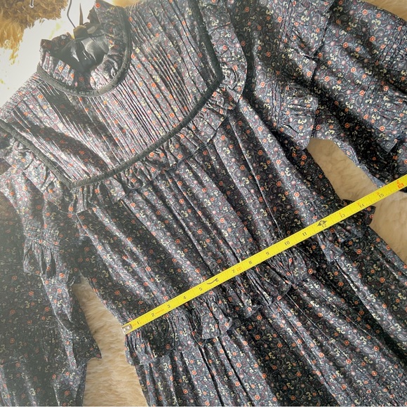💋SOLD💋🍾🖤DÔEN ‘Clay’ Prairie Dress Wednesday Black/Blue Floral XS/S - Picture 7 of 10